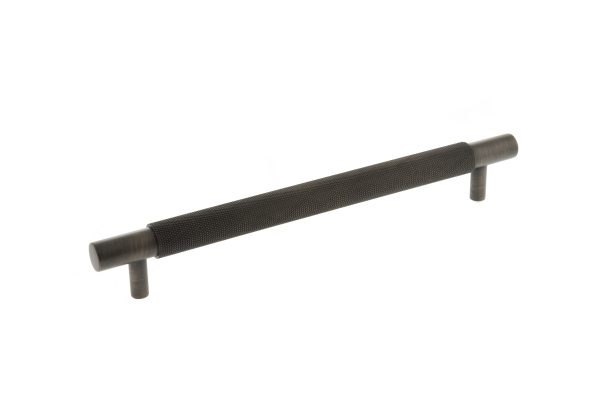 MILLHOUSE-BRASS-THOMSON-KNURLED-CABINET-PULL-HANDLE_URBAN-BRONZE_HR-600x401